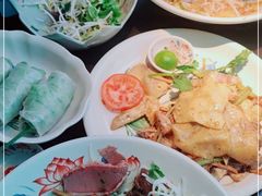 -大头虾越式风味餐厅(光明广场店)