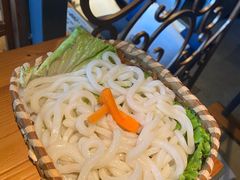 -湊湊火锅·茶憩(南京东路悦荟店)