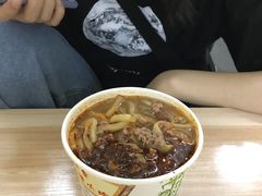 重庆酸辣粉-八哥酸辣粉(大中路步行街店)