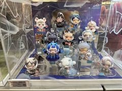 -泡泡玛特POPMART(蓝色港湾店)