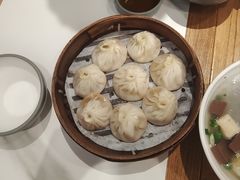 -馋三尺蟹粉小笼(人民广场店)