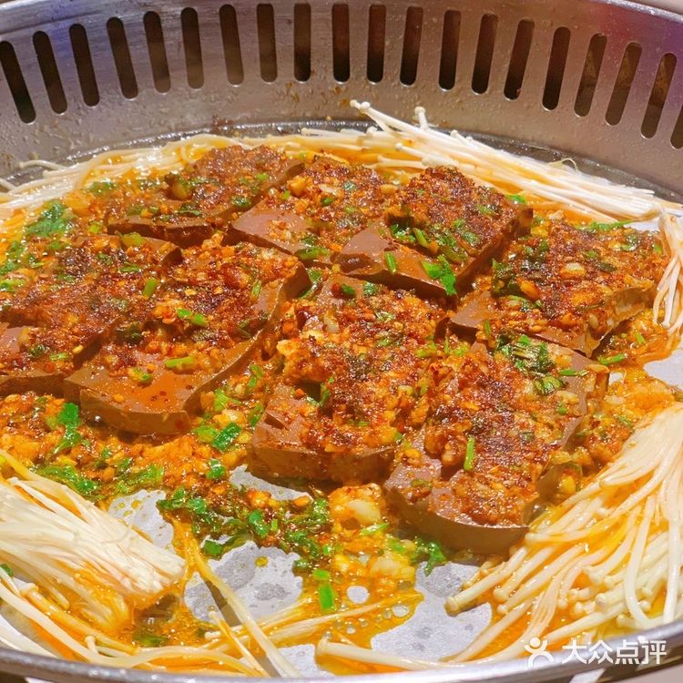 南京探店｜🔥应该没有人能拒绝复古潮流风满满的烤肉吧🥩