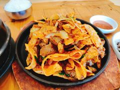 -长寿参鸡汤(朝韩风情街店)