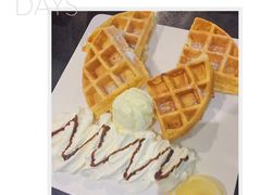 -阅西安新华书店(翠华南路店)