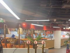 -四囍码头海鲜烧烤自助火锅(外滩南京东路悦荟广场店)