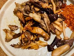 -云阿蛮云南生烫牛肉米线(奉贤路店)