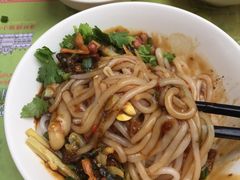 -海口骑楼小吃街