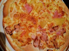 培根鸡肉双拼披萨-萨莉亚意式餐厅(杭州滨江天街店)