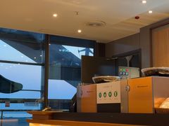 -星巴克(青岛火车北站候车大厅店)