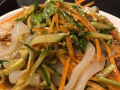 东北拉皮-缘福乡村铁锅炖民宿(八达岭店)