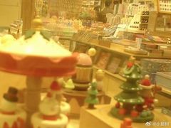 -猫的天空之城概念书店(丽江古城饮玉巷店)