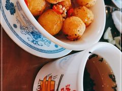 -炉小二铜锅牛蛙•川湘菜(三里屯店)