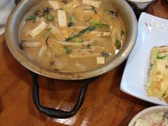 金枪鱼泡菜汤-金北顺大锅家(신사본점)