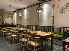 -佬湘楼·27年湘菜(天河都市广场店)