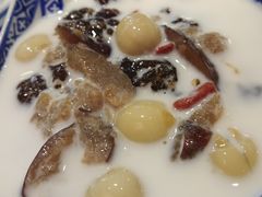 牛奶桃胶-双喜老铺(人民广场店)