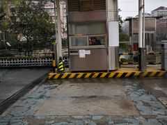 -百联西郊购物中心·停车场