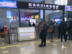 -虹桥火车站-停车场