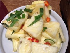 -云海肴·汽锅鸡·云南菜(天山百盛优客店)