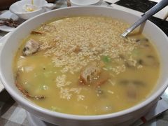 -新大咀港式茶餐厅(宝山万达店)