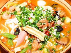 -裕新楼粉面馆·石磨手工粉(四方坪店)