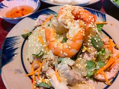 -Cuc Gach Quan Restaurant