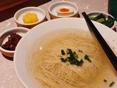 -松鹤面馆·古法焖肉面(观前店)