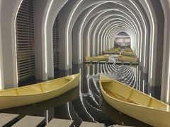 -涨巢·潮玩水疗局