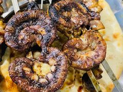 -烤肉小伙烤肉店