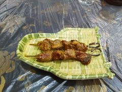 -乡村馕坑肉·烧烤·新疆菜·本地人更爱吃(阿勒泰首店)