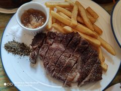 -羽深肉铺 Steak & Wine
