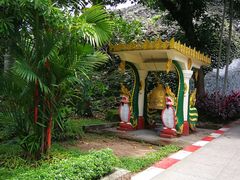 -ခြောက်ထပ်ကြီးရွှေသာလျောင်းဘုရားကြီး