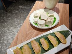 -三人行骨头王火锅(长寿店)