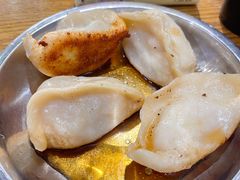 -黄阿姨锅贴大王(万航渡路店)