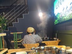 -鹿鸣山草本茶香火锅(园西路店)