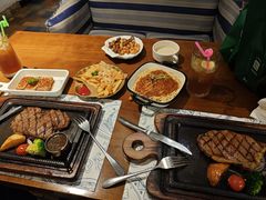-十分牛西餐·牛扒专门店(光明广场店)