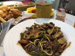 -萨卡屋亲子乐园·餐厅(龙山万物工场店)