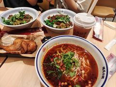 -遇见小面(东方宝泰店)
