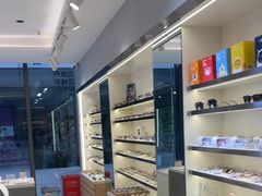 -视野联行眼镜·蔡司·尼康·授权优选门店(青浦宝龙店)