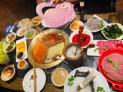 -周师兄大刀腰片火锅(洪崖洞旗舰店)