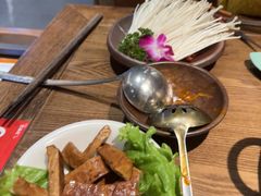 -巴卤社老火锅(财富店)