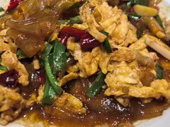 -鲁南仔·滕州炒鸡(经三路店)
