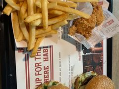 -The Habit Burger Grill 哈比特汉堡(复兴soho店)