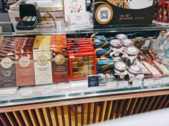 -VENCHI 闻绮(上海佛罗伦萨小镇店)