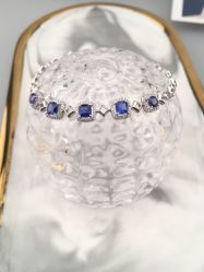 -威德钻石-克拉钻大本营(南京东路店)