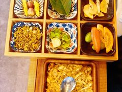 -花菇朵·云山雀 ll 野生菌锅·野果酸汤·精品滇菜(万柳店)