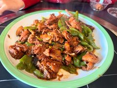 莱芜鲜花椒炒鸡-雪湖煜辰鱼头老店(雪野湖店)
