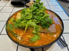 -肥汁米蘭香港米线(长宁来福士店)