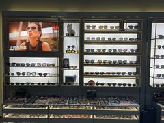 -三叶眼镜城(八佰伴店)