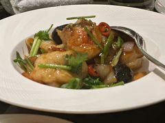 黑蒜大千爆虾球-北京四季酒店·采逸轩