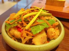 -银米·云南传统过桥米线(双廊黑金冠店)